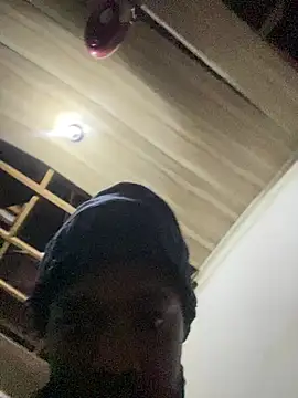 Snapshot of OneWhoBringsJoy chatting on 02-07-26, 02:37 OneWhoBringsJoy online show from 02-07-26, 02:37