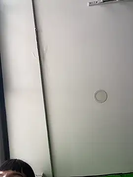 Dulce  Boyd online show from 11-14-25, 01:43