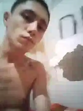 Snapshot of shuelldin chatting on 03-05-25, 05:18 shuelldin online show from 03-05-25, 05:18