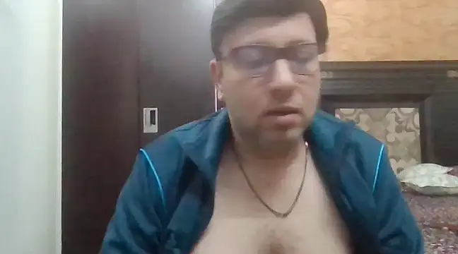 innocentboy1987 online show from 02-15-25, 08:11