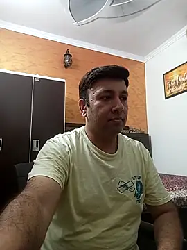 innocentboy1987 online show from 09-15-25, 05:07