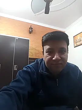 innocentboy1987 online show from 12-17-25, 05:24