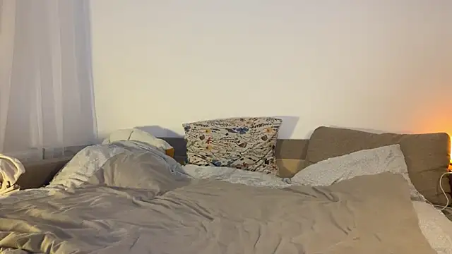 Sabrinaanddaniel online show from 02-21-25, 12:16