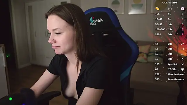 Snapshot of alexa_feels_ chatting on 03-01-26, 04:20 alexa feels online show from 03-01-26, 04:20