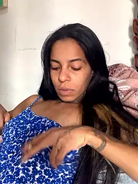 Snapshot of casalshowtime2 chatting on 01-17-26, 04:00 casalshowtime2 online show from 01-17-26, 04:00