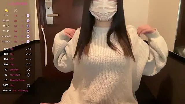 Snapshot of Riri__o0 chatting on 02-16-25, 10:10 Riri o0 online show from 02-16-25, 10:10