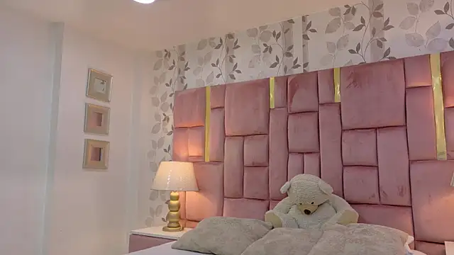 ArianaFranco online show from 07-21-26, 01:13
