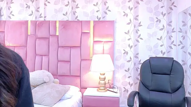 ArianaFranco online show from 07-29-26, 09:46