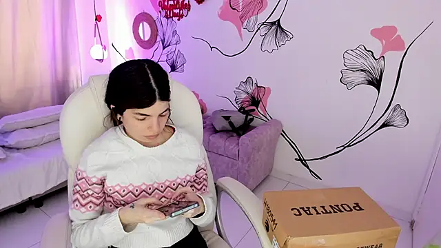 Snapshot of Isabela_Fiorelli chatting on 02-13-26, 01:29 Isabela Fiorelli online show from 02-13-26, 01:29