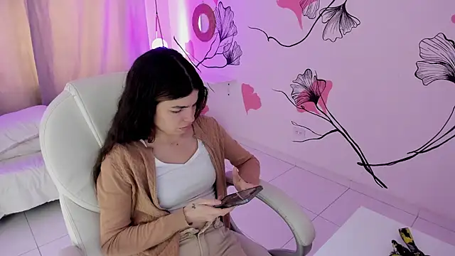 Isabela Fiorelli online show from 04-17-26, 01:36