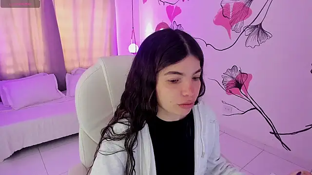 Isabela Fiorelli online show from 05-14-26, 01:29