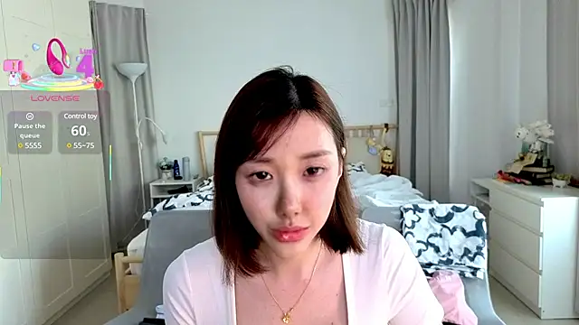 joycemilka online show from 03-04-25, 09:29