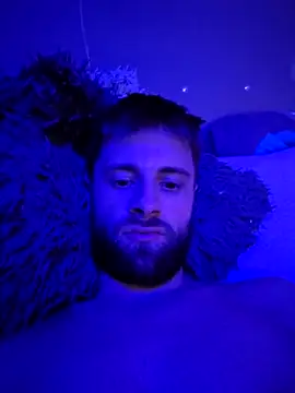 ademandjulia online show from 11-04-25, 05:06