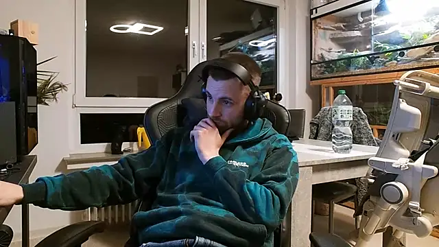 Snapshot of ademandjulia chatting on 02-19-26, 06:15 ademandjulia online show from 02-19-26, 06:15