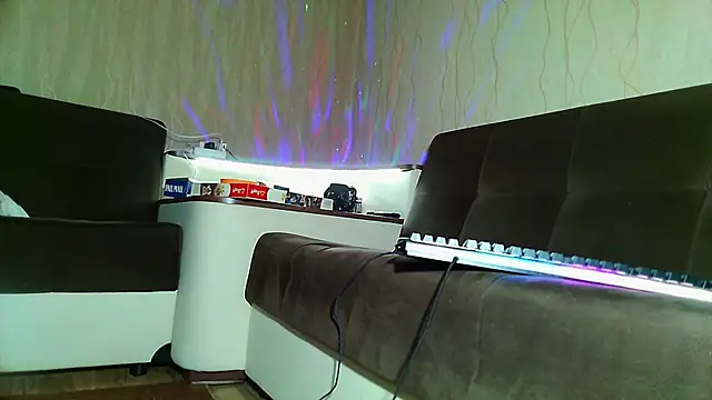 JamieNoxus online show from 02-25-25, 06:47