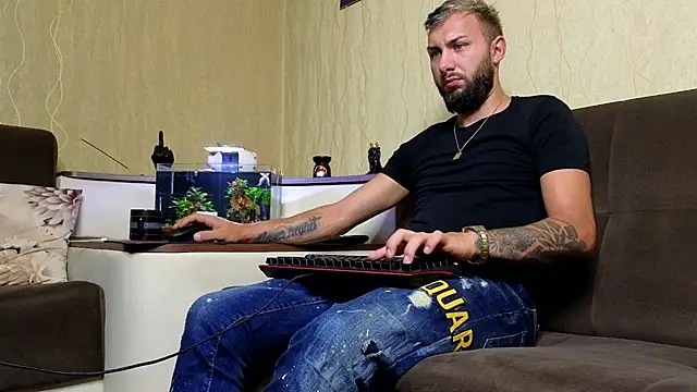 JamieNoxus online show from 09-10-25, 04:45