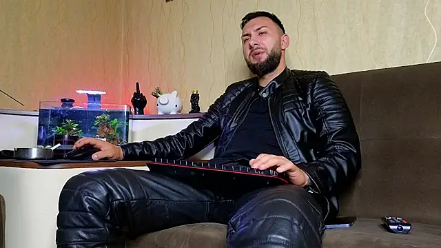 JamieNoxus online show from 09-18-25, 05:20