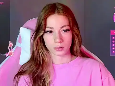 Snapshot of MagicLadyyy chatting on 02-22-25, 03:34 MagicLadyyy online show from 02-22-25, 03:34