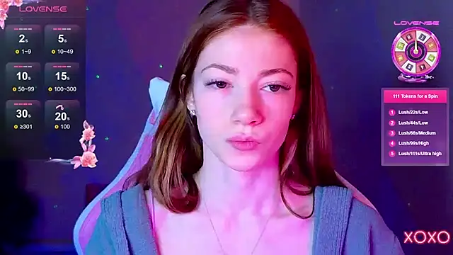 Snapshot of MagicLadyyy chatting on 03-07-25, 06:22 MagicLadyyy online show from 03-07-25, 06:22