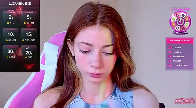 Snapshot of MagicLadyyy chatting on 03-14-25, 04:21 MagicLadyyy online show from 03-14-25, 04:21