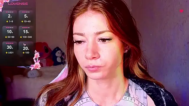 Snapshot of MagicLadyyy chatting on 09-09-25, 09:42 MagicLadyyy online show from 09-09-25, 09:42