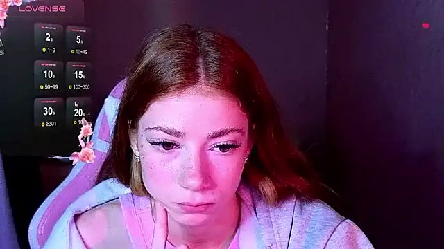 Snapshot of MagicLadyyy chatting on 09-12-25, 04:51 MagicLadyyy online show from 09-12-25, 04:51