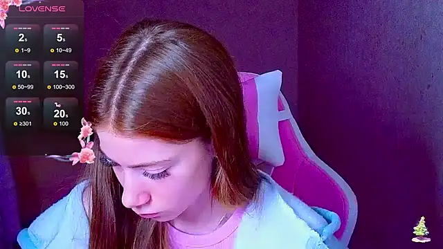 Snapshot of MagicLadyyy chatting on 01-08-26, 04:31 MagicLadyyy online show from 01-08-26, 04:31