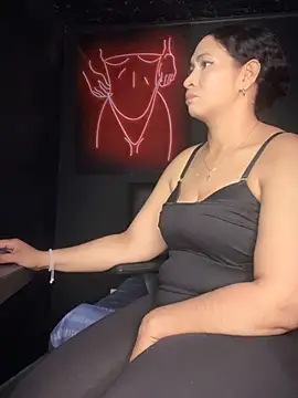 Carola-Ross online show from 02-25-25, 05:19