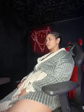 Carola-Ross online show from 03-21-25, 05:32