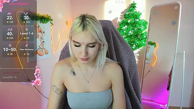 EvelinaLuu online show from 01-18-26, 03:54