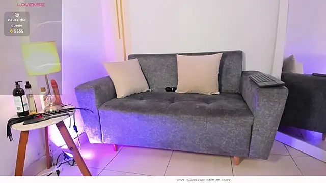 Emylyjonhs online show from 03-04-26, 11:33