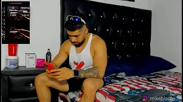 mikeblaree online show from 04-01-26, 07:33