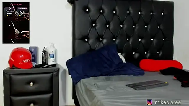 mikeblaree online show from 06-11-26, 12:32