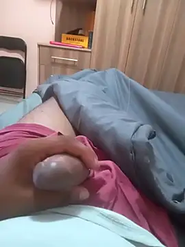 Snapshot of Cumboy2567 chatting on 03-15-25, 06:54 Cumboy2567 online show from 03-15-25, 06:54