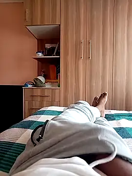 Snapshot of Cumboy2567 chatting on 11-15-25, 11:07 Cumboy2567 online show from 11-15-25, 11:07