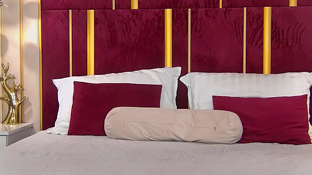 ChloeSins  online show from 03-19-25, 08:45