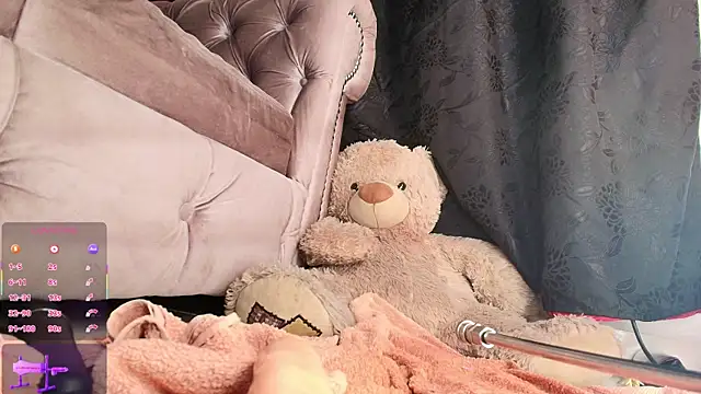 luciana hunters online show from 09-29-25, 09:47