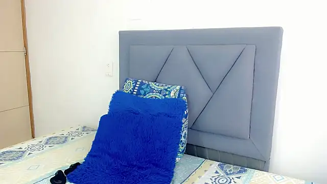 dominic 00 online show from 11-05-25, 07:14