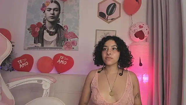 Dhalila  online show from 02-16-25, 07:26