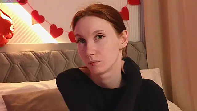 Snapshot of JoYung chatting on 02-11-25, 04:11 JoYung online show from 02-11-25, 04:11