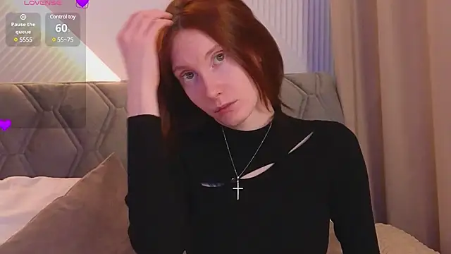 Snapshot of JoYung chatting on 03-15-25, 04:57 JoYung online show from 03-15-25, 04:57