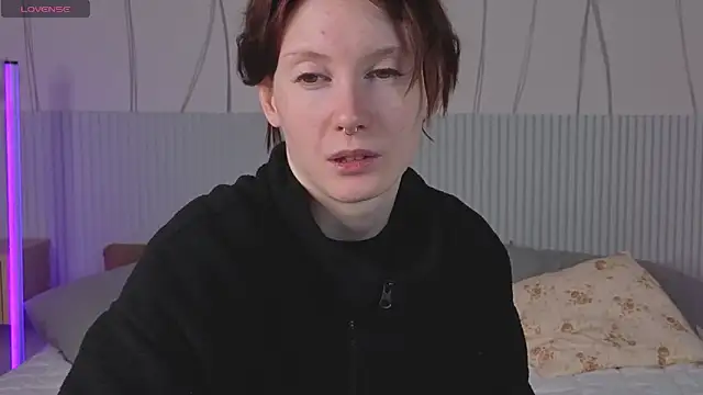 Snapshot of JoYung chatting on 10-15-25, 04:23 JoYung online show from 10-15-25, 04:23