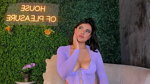 Snapshot of emmiily_z chatting on 03-04-25, 06:37 emmiily z online show from 03-04-25, 06:37