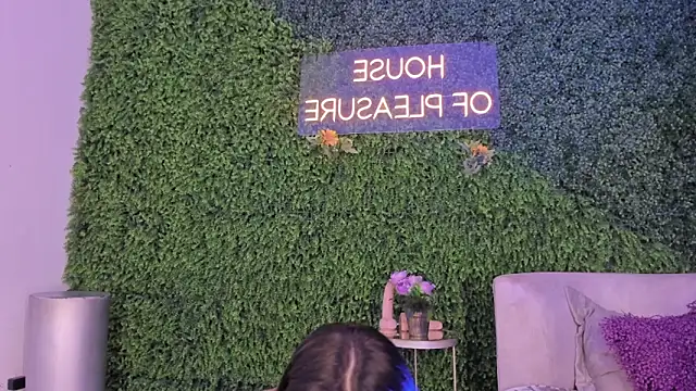 Snapshot of emmiily_z chatting on 03-07-25, 09:51 emmiily z online show from 03-07-25, 09:51