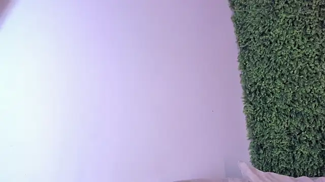 Snapshot of emmiily_z chatting on 03-22-25, 02:16 emmiily z online show from 03-22-25, 02:16