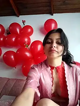 CHLOE ISABELL online show from 02-14-25, 02:44