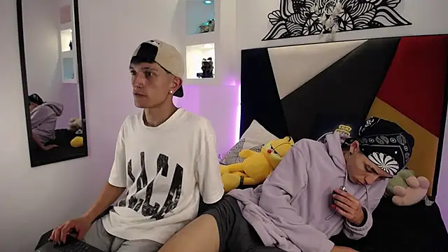 Snapshot of MaikyCooper chatting on 02-28-25, 08:31 MaikyCooper online show from 02-28-25, 08:31