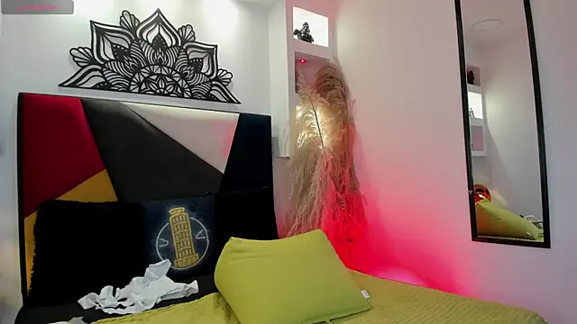 Snapshot of MaikyCooper chatting on 10-08-25, 08:39 MaikyCooper online show from 10-08-25, 08:39