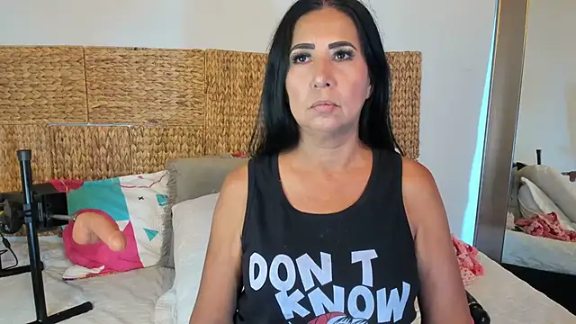 Jackiehmilf52 online show from 06-06-26, 01:27