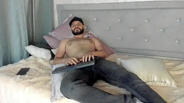 Luke Diaz7 online show from 03-02-25, 03:56